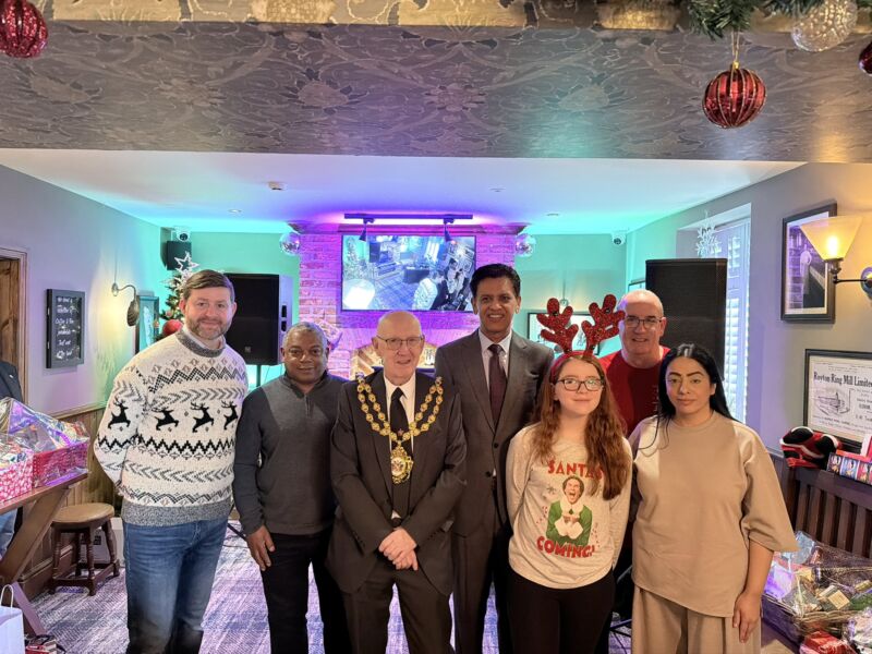 Image for the Tweet beginning: A wonderful time meeting friends